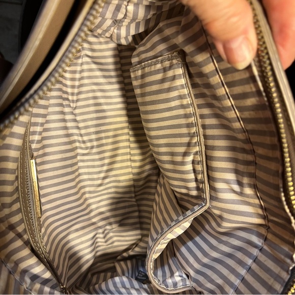 Elegant Miztique Taupe Handbag - Picture 11 of 13